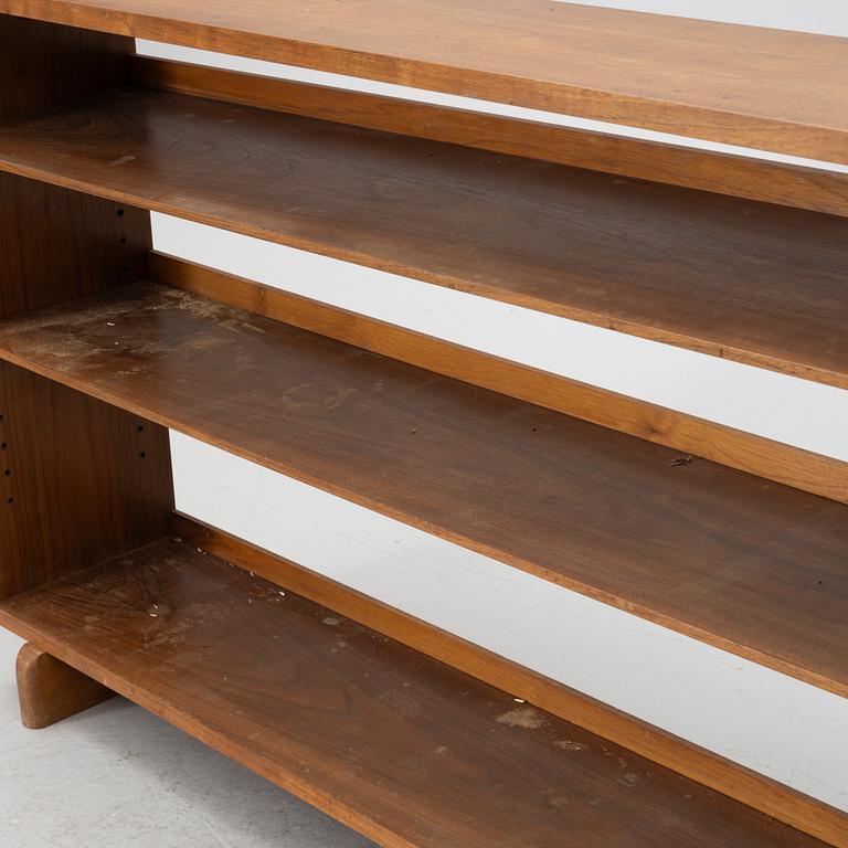 Josef Frank, a pair of model B 1142 bookcases, Firma Svenskt Tenn, before 1985.