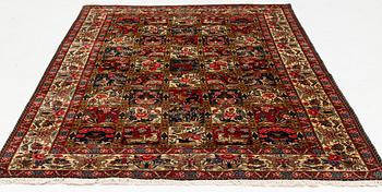 A Bakhtiari carpet, c. 305 x 210 cm.