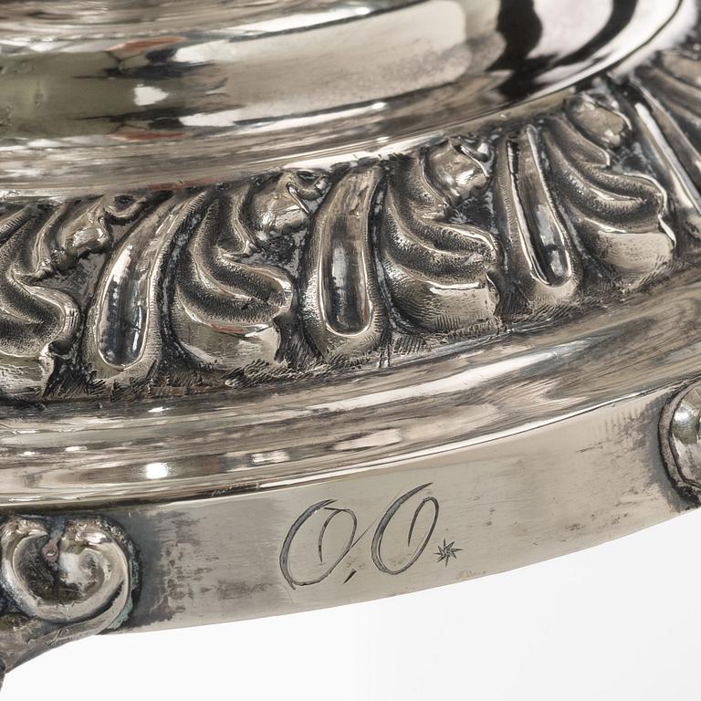 Sockerskål på fot, silver, Fredrik Nymansson, Kristinehamn 1839. Senempire.