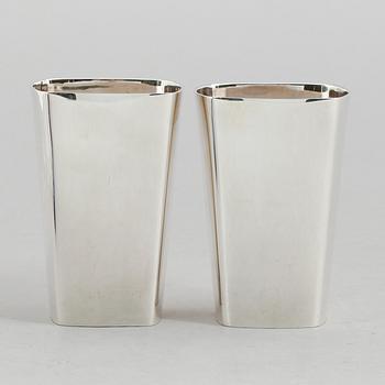 BÄGARE, 2 st, silver, Alton, 1967/1968. Vikt ca 270 gram.
