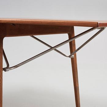 A Børge Mogensen teak drop leaf dining table, Søborg Møbelfabrik, Denmark 1950's, model 162.