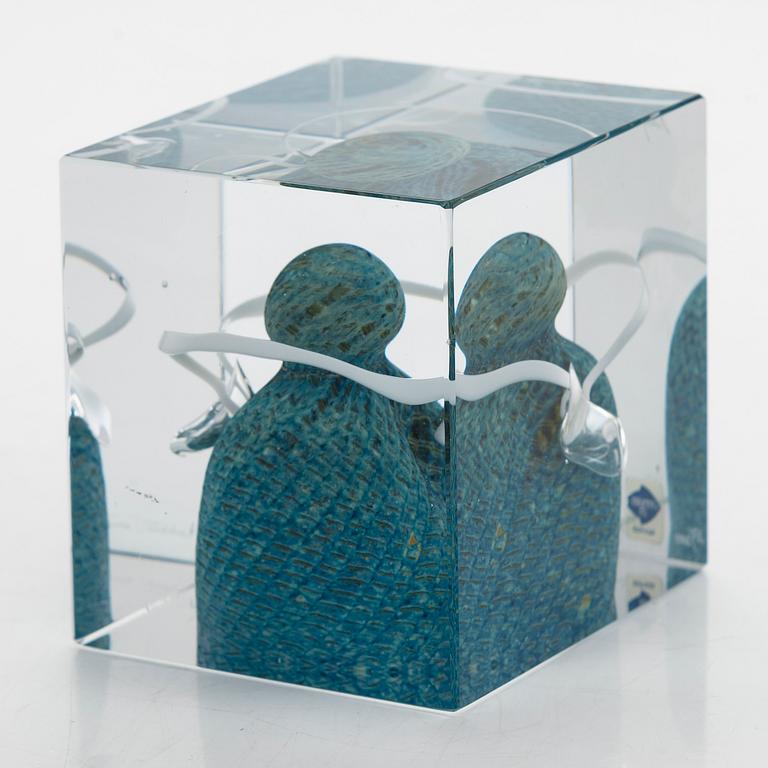 Oiva Toikka, vuosikuutio, signeerattu Oiva Toikka, Nuutajärvi 1988, numeroitu 354/2000.