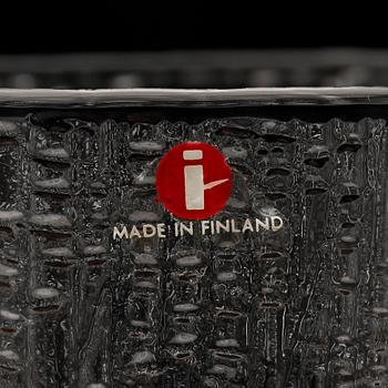 GLASSERVIS, 59 delar, "Ultima Thule", Tapio Wirkkala, samt LJUSSTAKAR, 3 st, "Festivo", Timo Sarpaneva, Ittala.