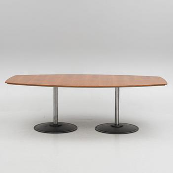 Vico Magistretti, matbord, Fritz Hansen, Danmark, 2000.