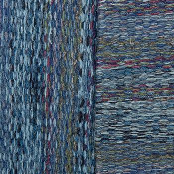 A CARPET, flat weave, atributed to Rakel Carlander, around 306 x 197 cm.
