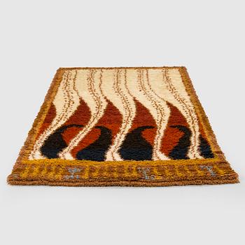 Akseli Gallen-Kallela, A finnish long pile rya rug, model for Friends of Finnish Handicraft. Ca 200 x 115 cm.