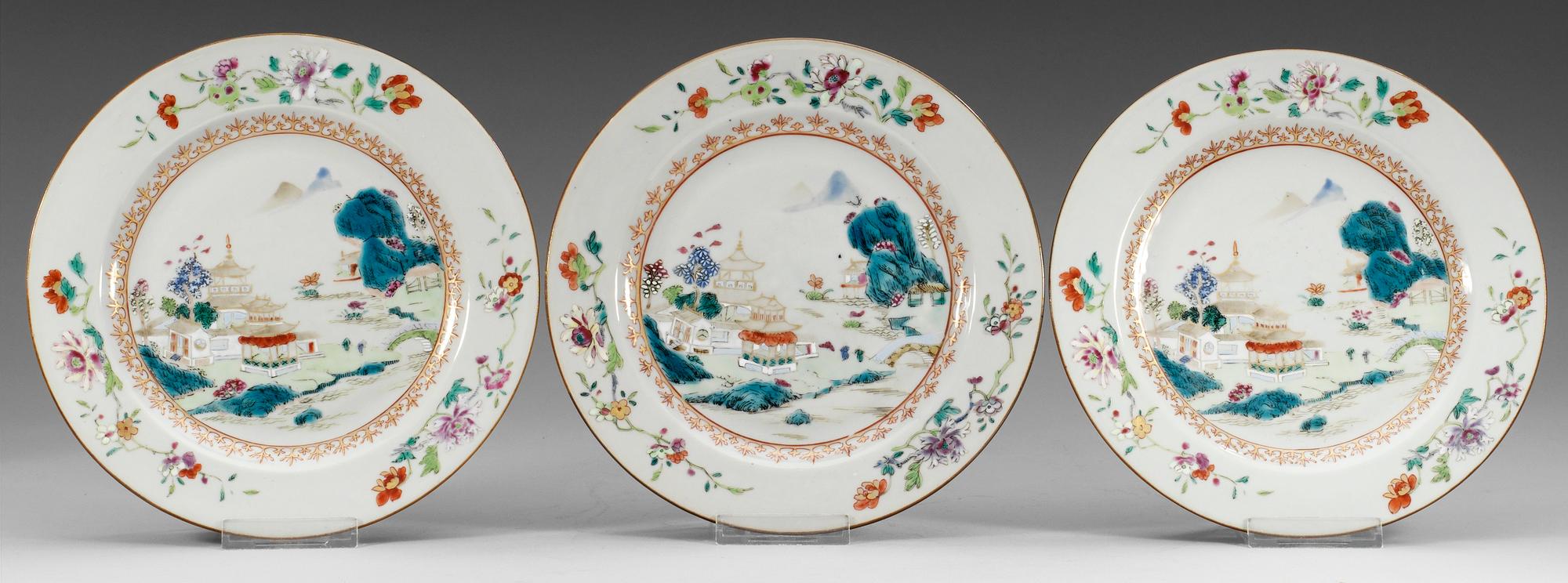 A set of three famille rose dinner plates, Qing dynasty, Qianlong (1736-95).