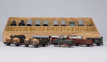 LOK och VAGNAR, 41 st, Märklin, 1900-talets mitt/andra hälft.