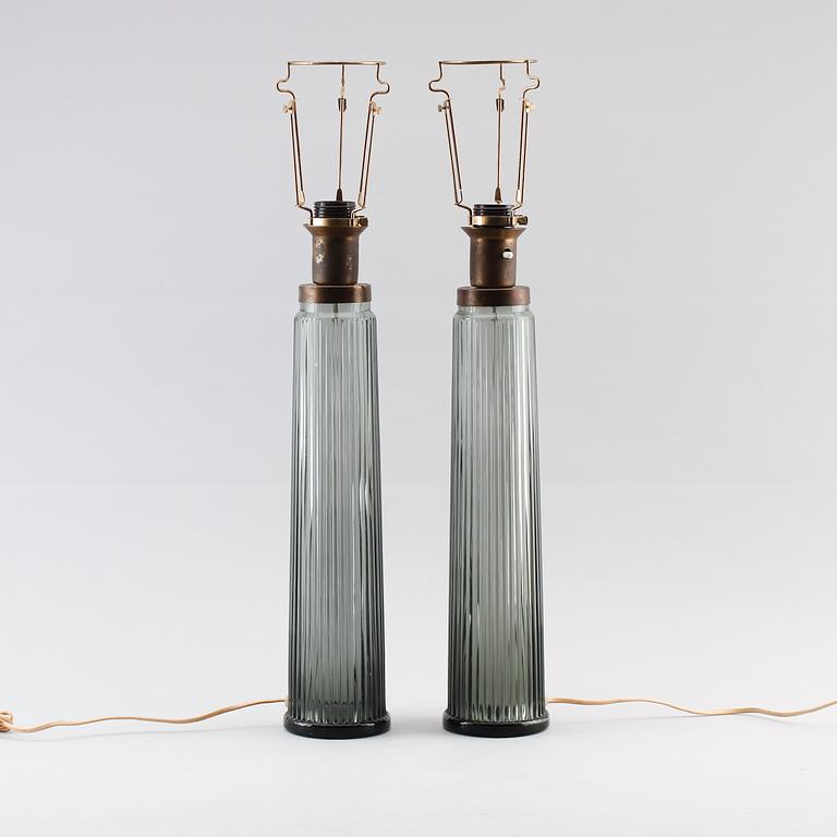 BORDSLAMPOR, 1 par, glas, AB Stilarmatur, Tranås, 1900-talets andra hälft.