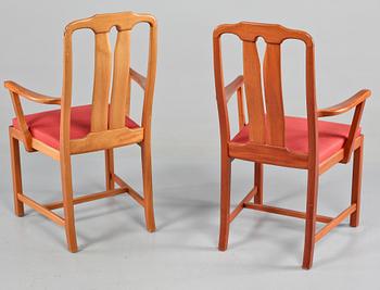KARMSTOLAR, ett par, "Ambassadör", Carl Malmsten, Rydéns Interiör, tillverkade 1985.
