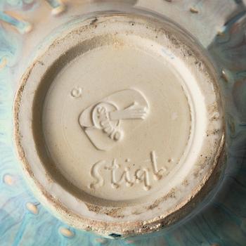 Stig Lindberg, a stoneware vase, Gustavsberg Studio 1944.