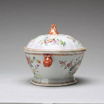 A famille rose 'double peacock' tureen with cover, Qing dynasty, Qianlong (1736-95).