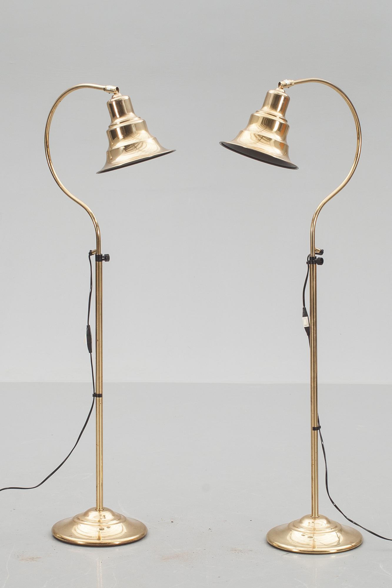 GOLVLAMPOR, ett par, design Jan Wickelgren, Aneta, 1970-tal. Etikettmärkta.