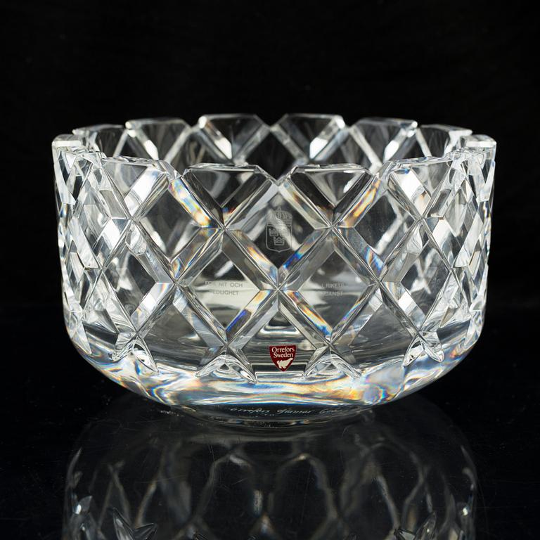 GUNNAR CYRÉN, a 'Sofiero' glass bowl from Orrefors.