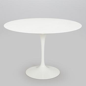Eero Saarinen, A dining table 'Tulip' Knoll International.