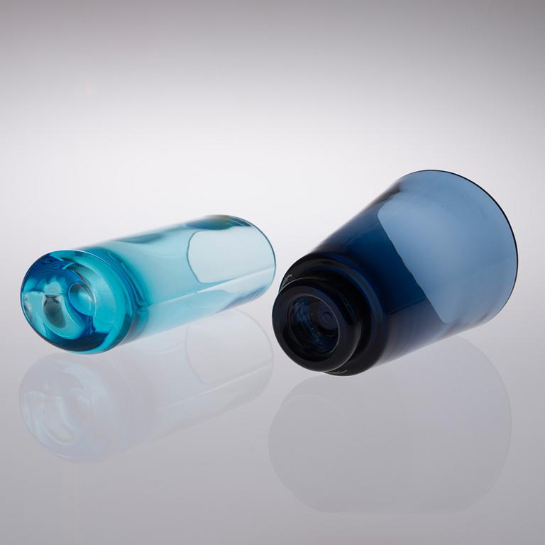 KAJ FRANCK, VASER, 2 st, glas, KF268 och KF295, signerade. Notsjö 1960-tal.