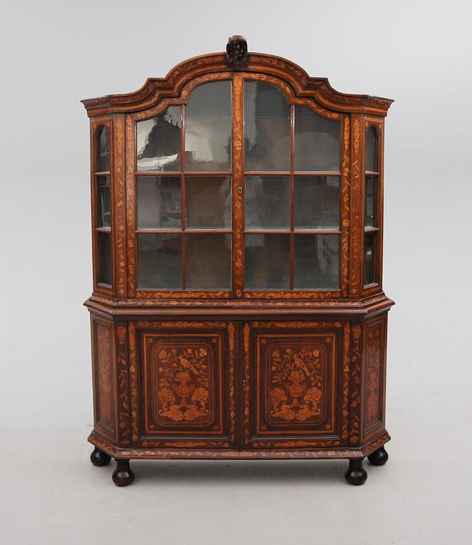 VITRINSKÅP, Holland, 1800-tal.