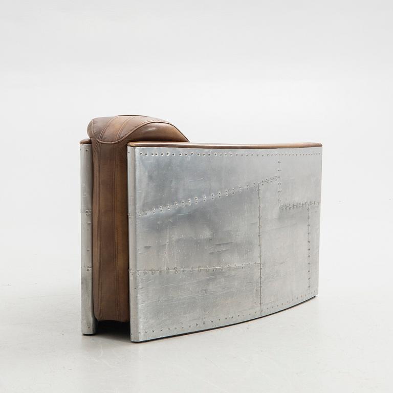 Timothy Oulton, armchair, "Tomcat", Artwood, 21st century.