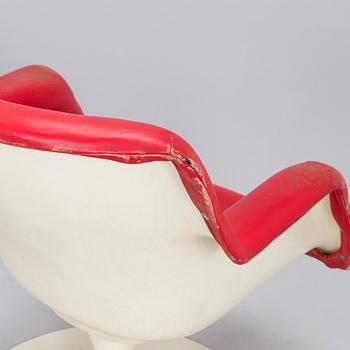 Yrjö Kukkapuro, pöytä "Saturnus" ja tuoleja, 4 kpl, "Junior", Haimi, 1960-luku.