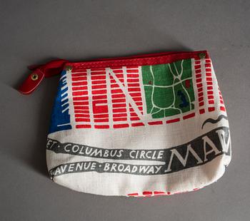 SVENSKT TENN, väska samt portmonnä, "New York".