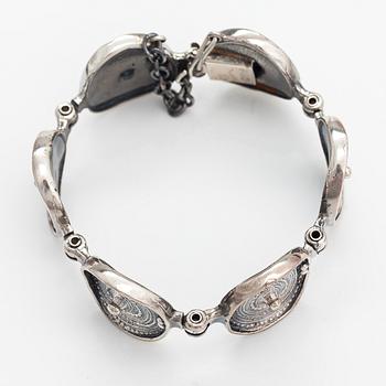 Jorma Laine, Armband "Chic", silver. Turun Hopea, Åbo 1970/80-tal.