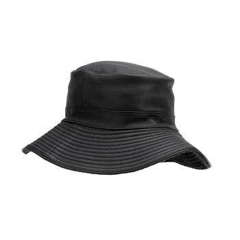 480. HERMÈS, a black deer skin hat. Size 58.