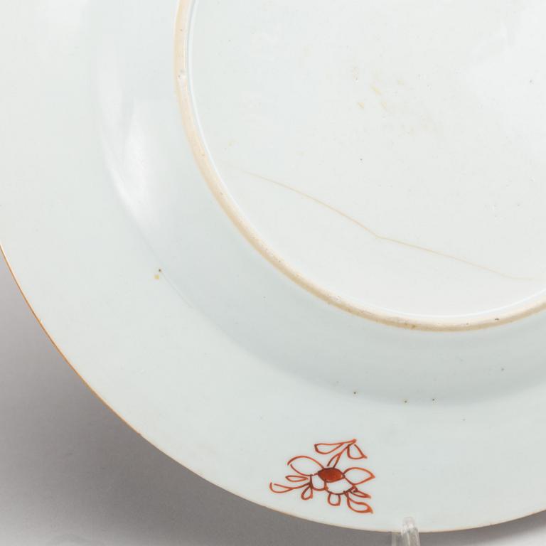 Two chinese porcelain dishes and one plate, 18th century.