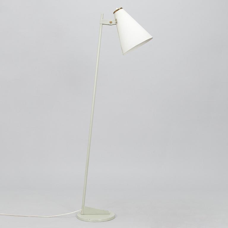 Lisa Johansson-Pape, lattiavalaisin, malli 30-001 Stockmann Orno 1900-luvun puoliväli.