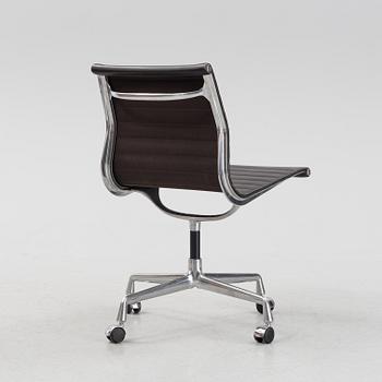 Charles and Ray Eames, an 'EA 105' desk-chair from Vitra.