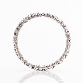 Ring, helalliansring, 14K vitguld med briljantslipade diamanter.