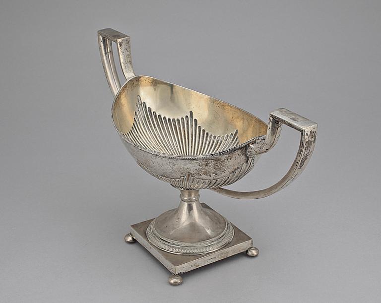 PRAKTSKÅL, silver, J Anderson, Stockholm, 1904. Totalvikt 639.