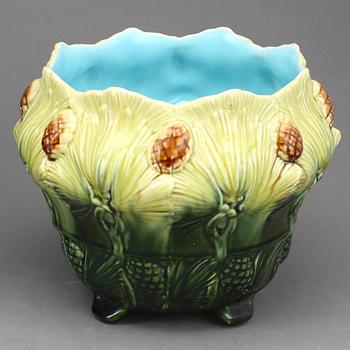 YTTERFODER, 2 st, flintgods, Rörstrand, omkr år 1900.