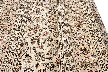 A Keshan carpet, c. 355 x 238 cm.