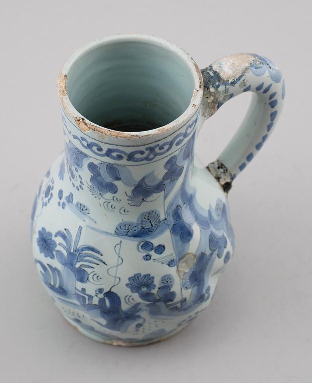 KANNA, fajans, märkt HH, möjligen Tyskland 1700-/1800-tal.