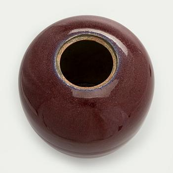 Urna med lock, keramik, Kina, Qingdynastin, 1900-tal.