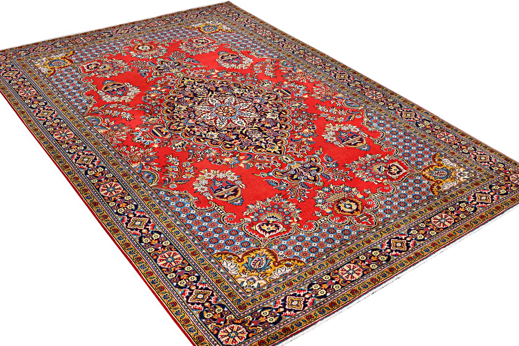 A Golpaygan carpet, c. 320 x 210 cm.