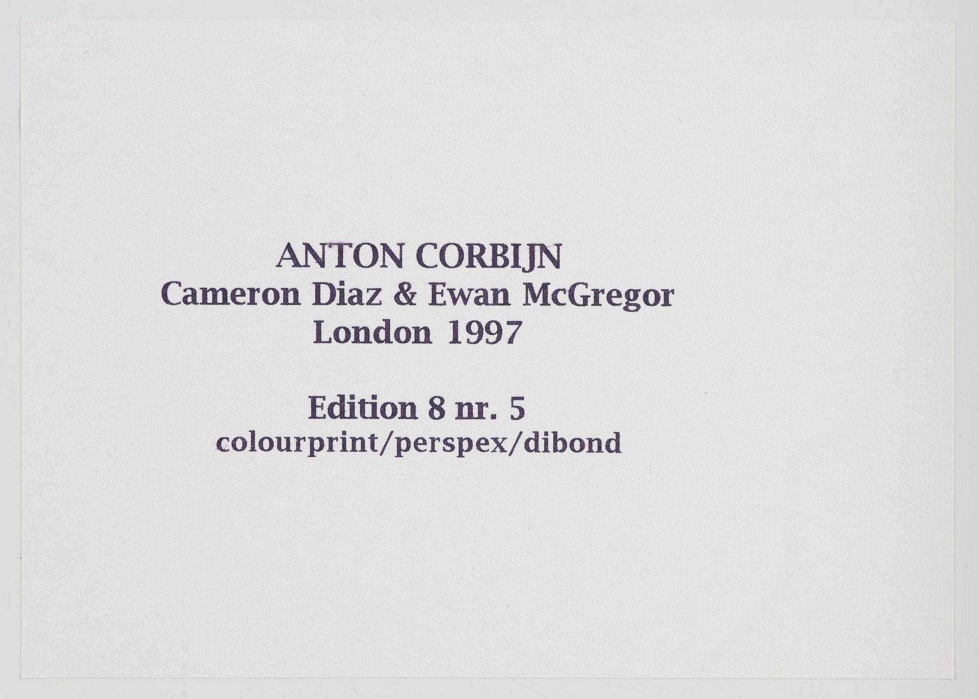 Anton Corbijn, "Cameron Diaz & Ewan McGregor, London", 1997.