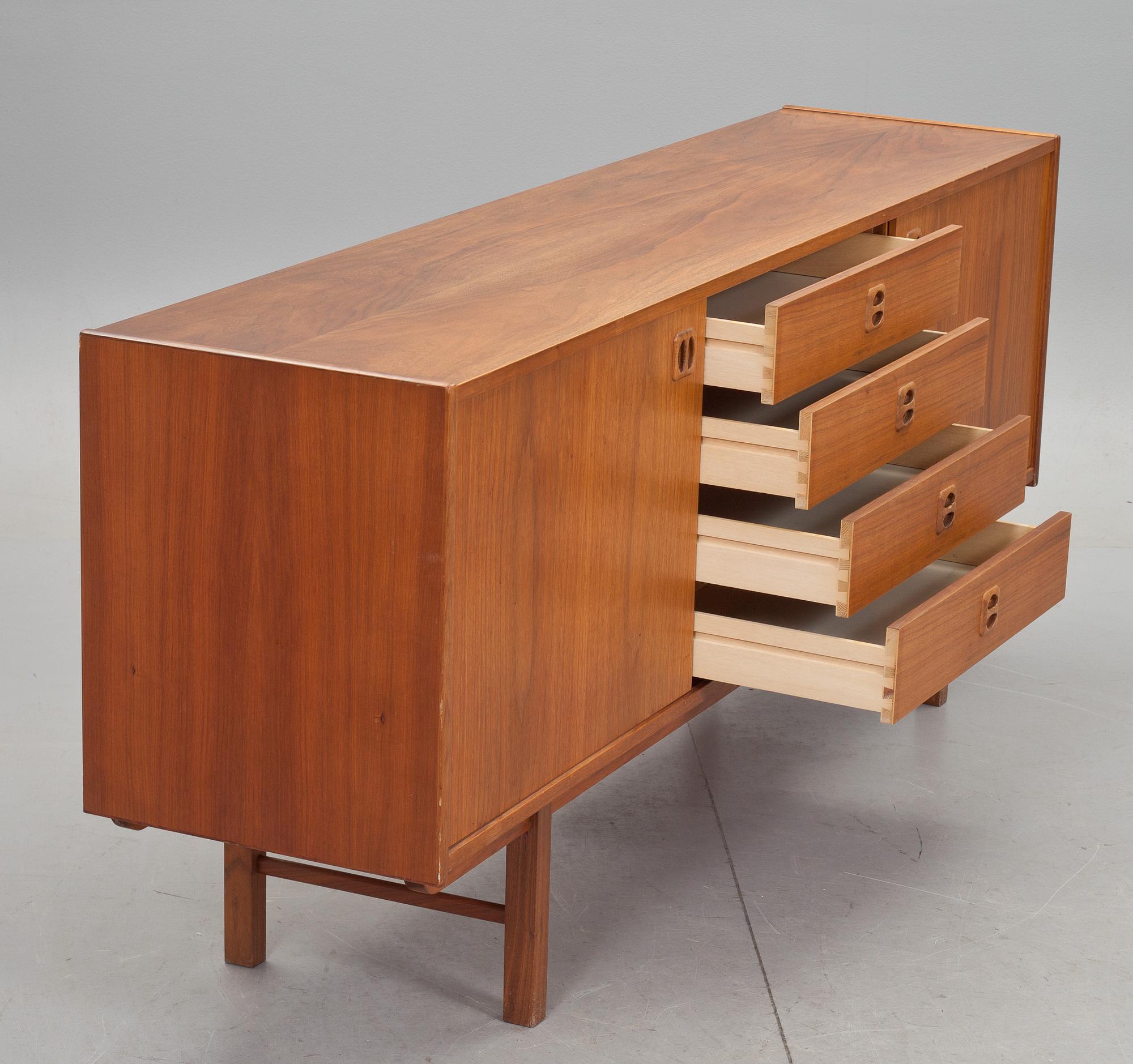 SIDEBOARD, 1900-talets andra hälft.