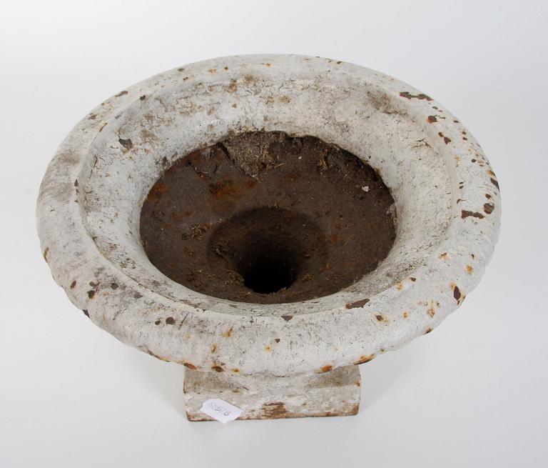 TRÄDGÅRDSURNA, gjutjärn, 1900/2000-tal.