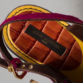 LOUIS VUITTON, pumps, storlek 39.