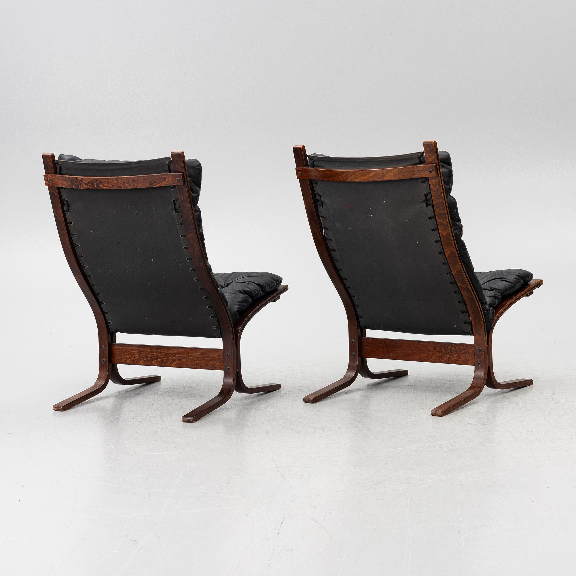 Ingmar Relling, a pair of  “Siesta” easy charis late 20th century.