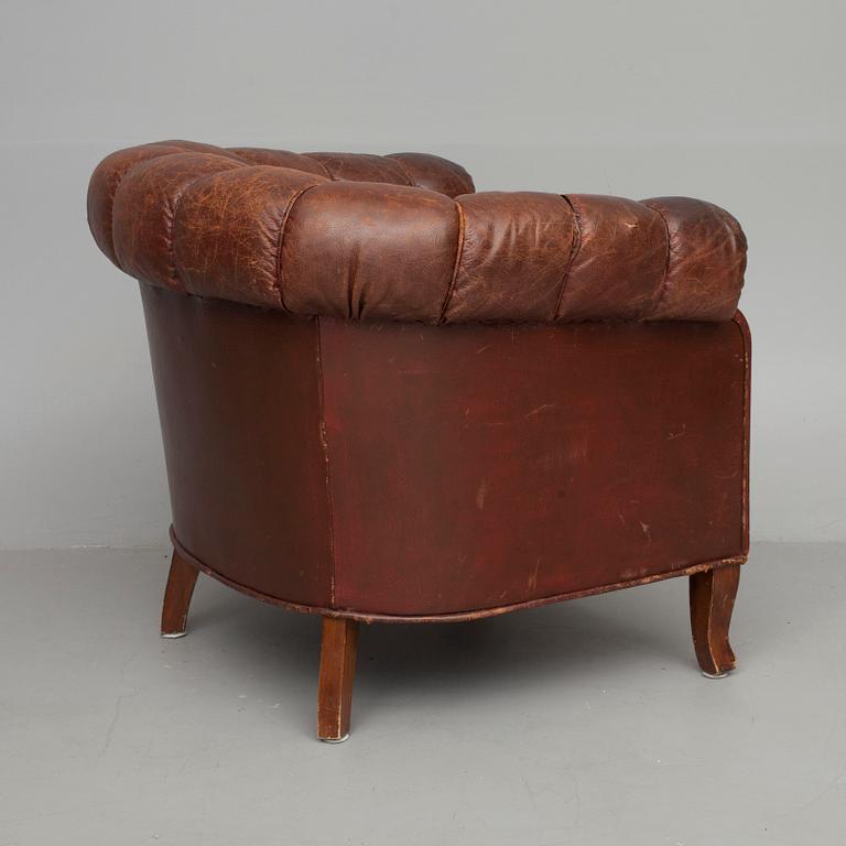 NOJATUOLI, Chesterfield-malli, 1900-luvun alkupuoli.