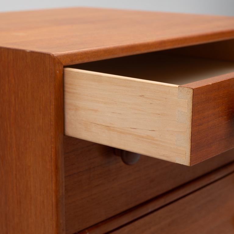 Sven Engström & Gunnar Myrstrand, a "Casino" dresser with seat, Tingströms, second half of the 20th century.