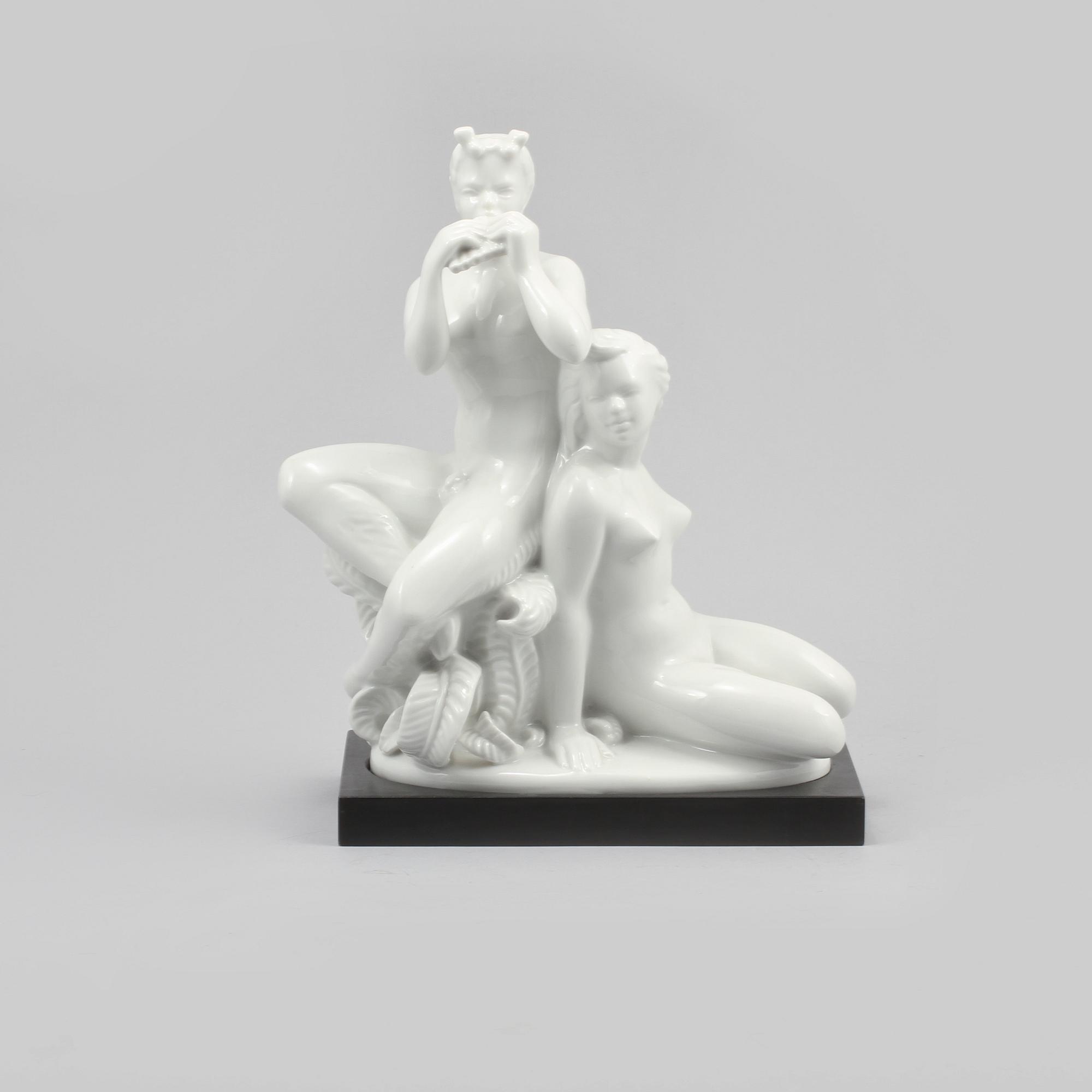 FIGURIN, porslin, Harald Salomon, Rörstrand, 1940-tal.