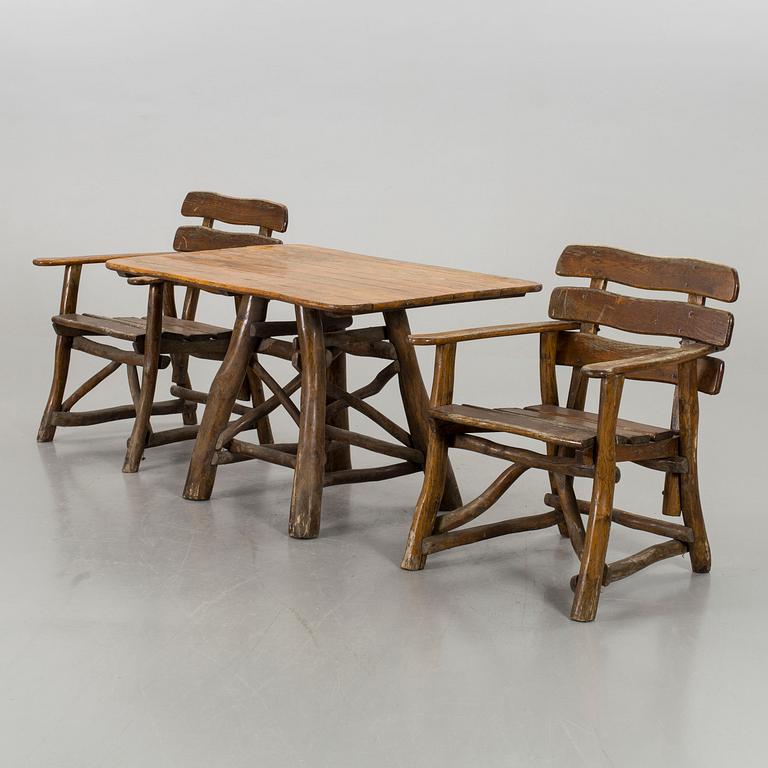 A SET OF GARDEN FURNITURE. 20th century.