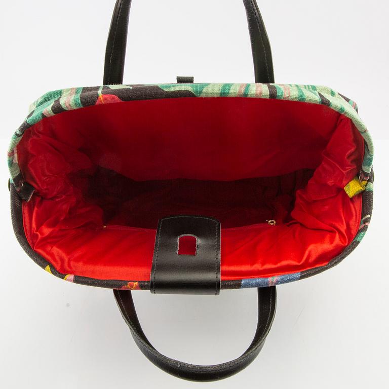 Svenskt Tenn, bag and wallet.