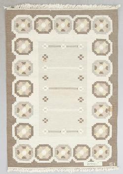 MATTA, rölakan, monogramsignerad SI. Ca 193 x 136 cm.