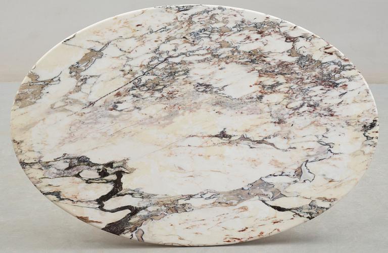 An Eero Saarinen 'Tulip' marble top sofa table, Knoll International, USA.