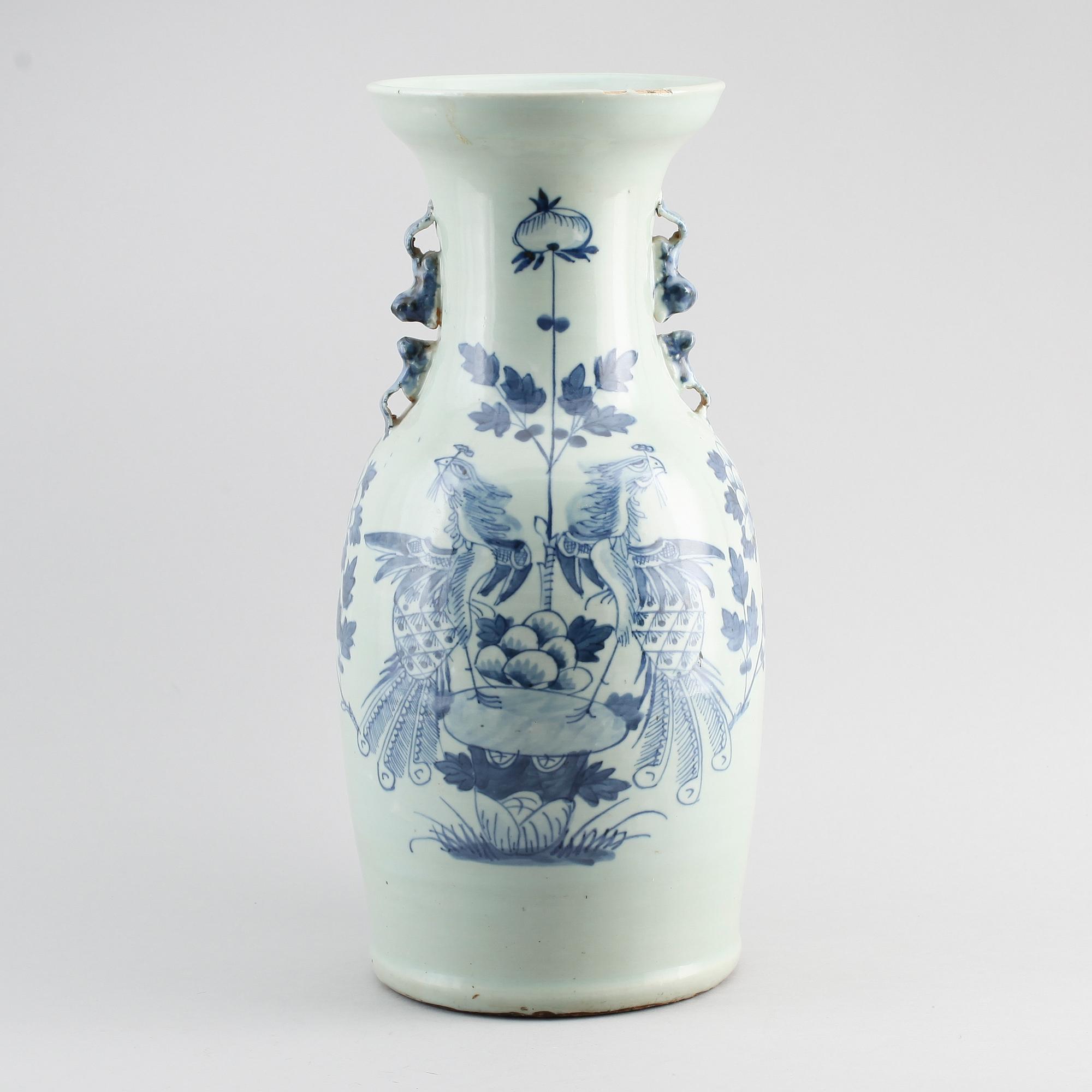 VAS, porslin, Kina, 1800-talets senare del.