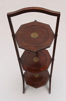 CAKESTAND, England, omkring år 1900.